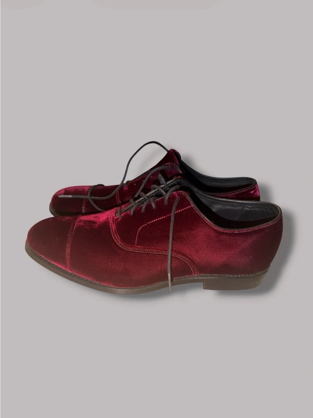 New! Allen Edmonds Holiday Park Avenue Velvet Cap-Toe  (11) (No Box)